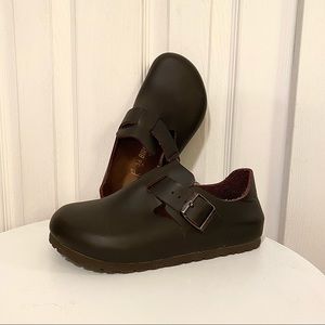 NWOT London Birkenstock’s